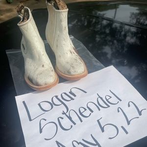 Kids cowhide booties